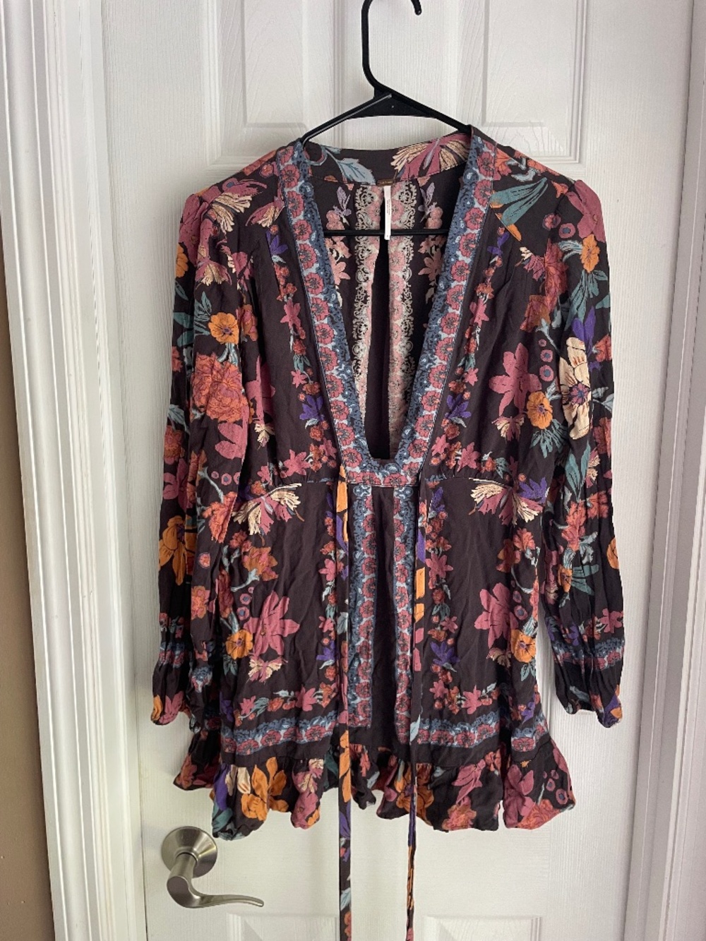 Free People Tapestry Floral Deep V-Neck Ruffle Hem Tunic Top - Size 6
